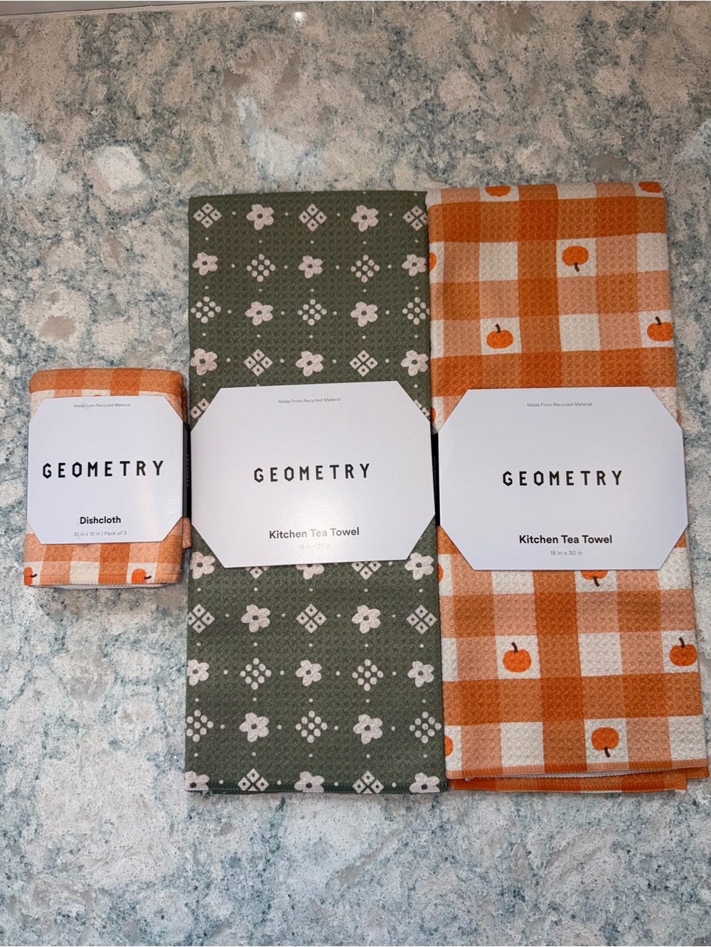 Brand new Geometry Fall 2026 Kitchen Tea Towels and Dishcloth Set